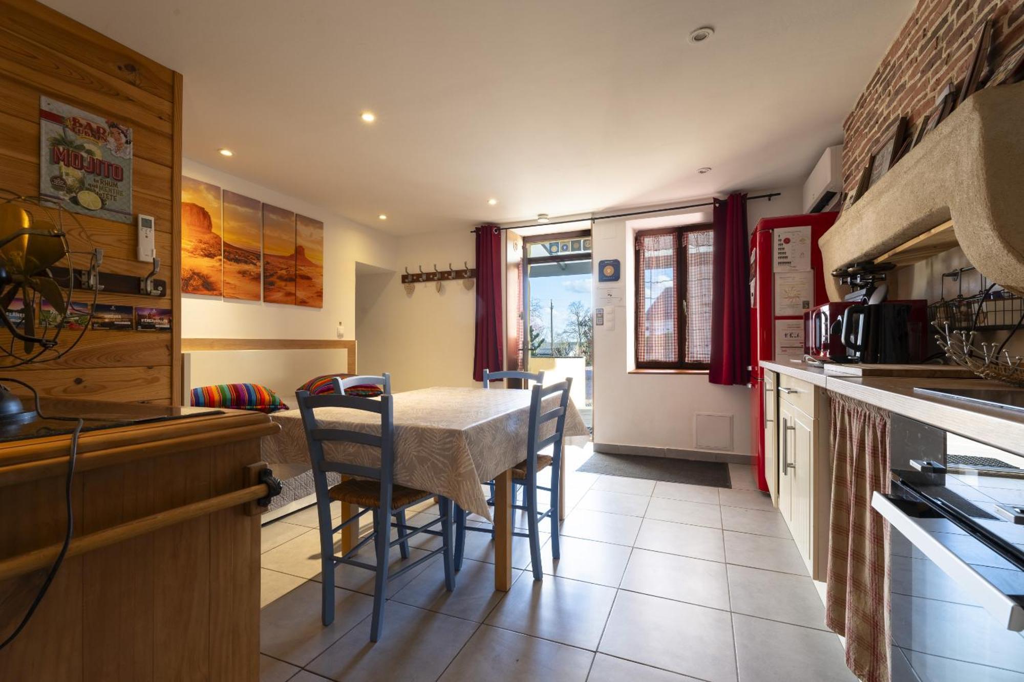 Le Lodge Spa Saint-Laurent-d'Andenay Luaran gambar
